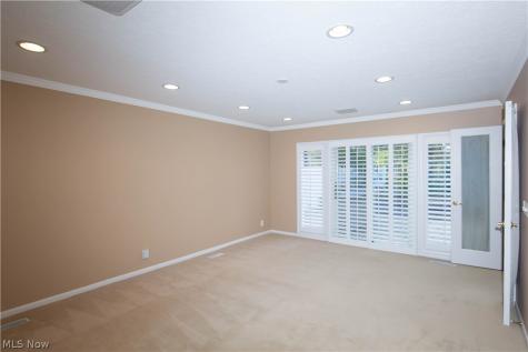 975 Meadowlark Circle Aurora OH 44202