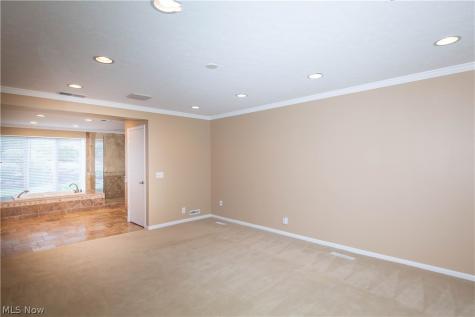 975 Meadowlark Circle Aurora OH 44202