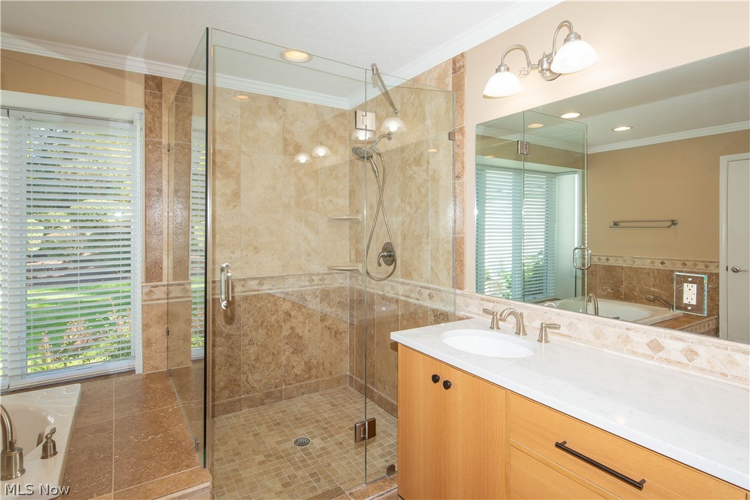 975 Meadowlark Circle Aurora OH 44202