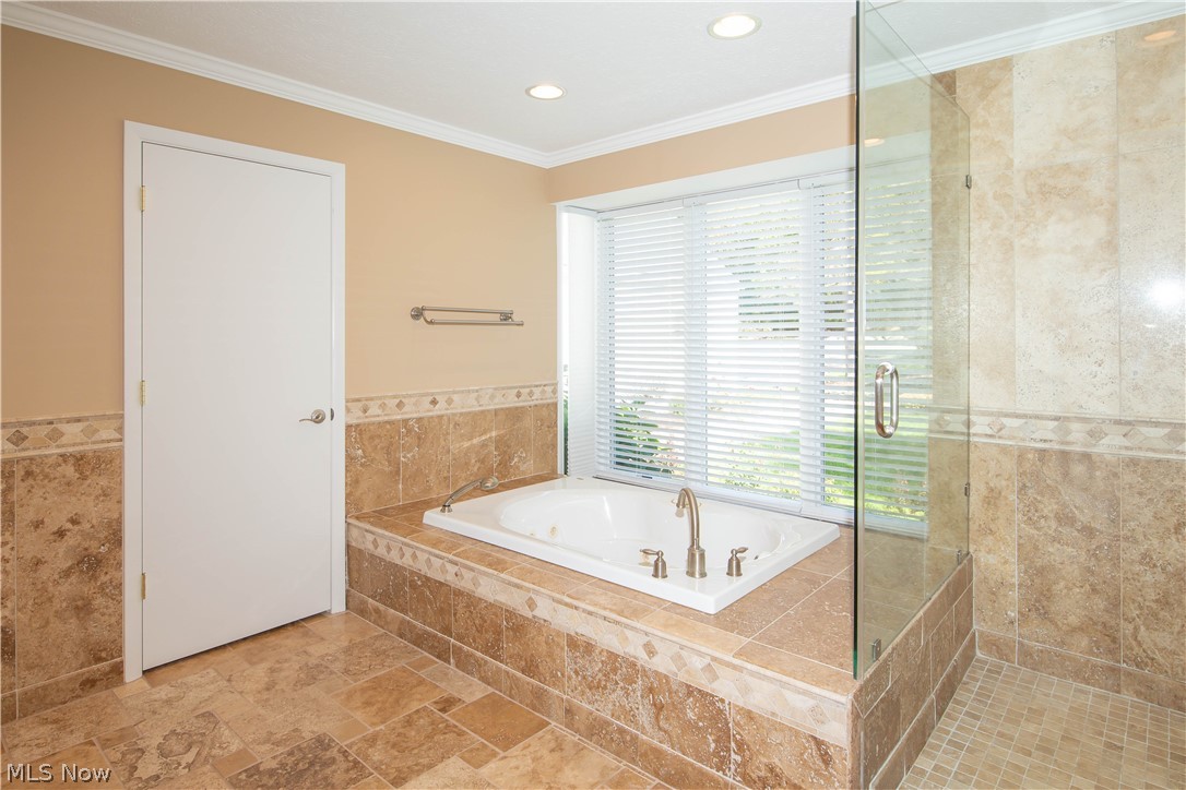 975 Meadowlark Circle Aurora OH 44202