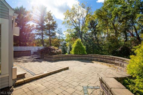 975 Meadowlark Circle Aurora OH 44202