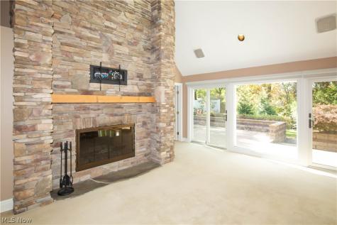 975 Meadowlark Circle Aurora OH 44202