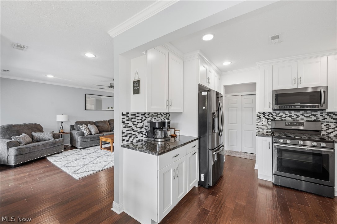 6300 Greenwood Parkway Sagamore Hills OH 44067