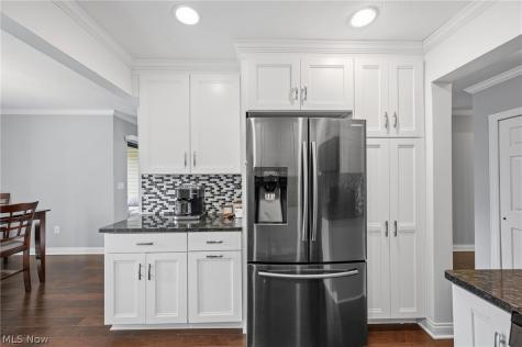 6300 Greenwood Parkway Sagamore Hills OH 44067