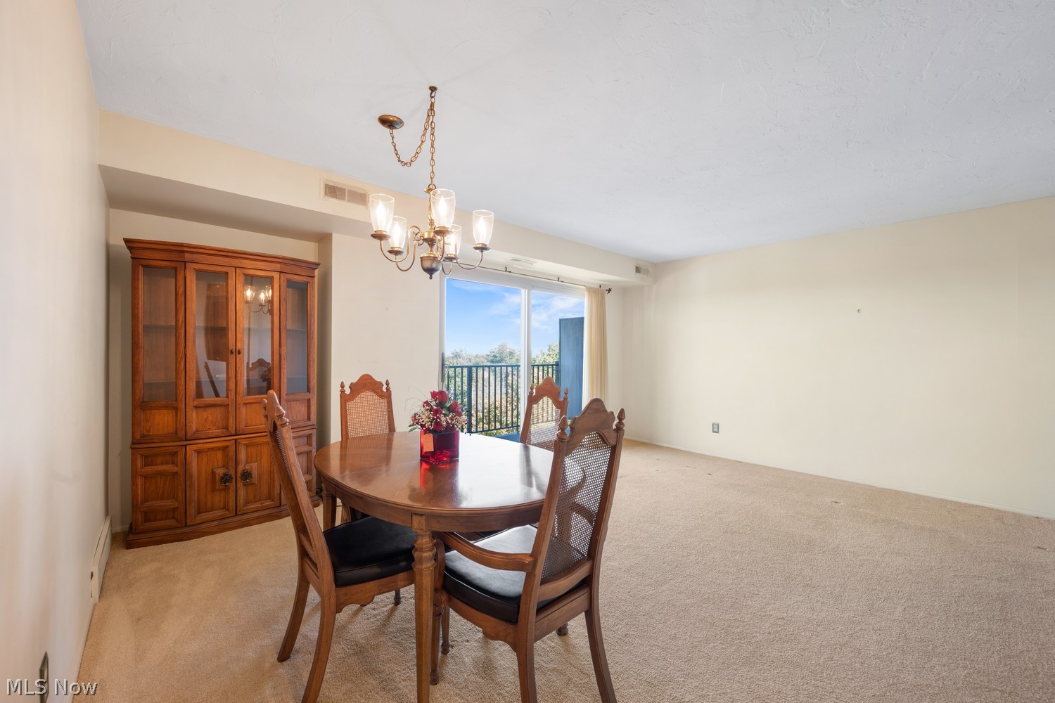 15555 Hilliard Road Lakewood OH 44107