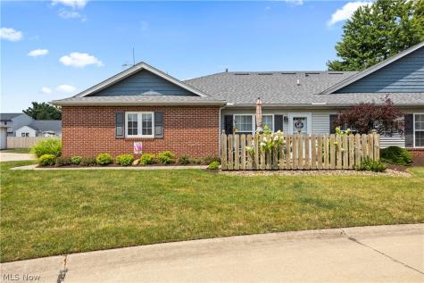 519 Heather Woods Drive Elyria OH 44035
