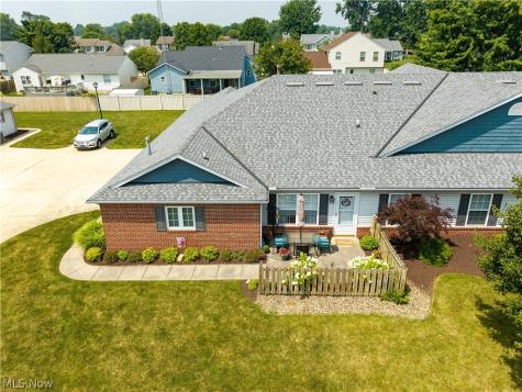 519 Heather Woods Drive Elyria OH 44035