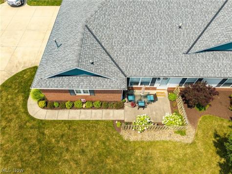 519 Heather Woods Drive Elyria OH 44035