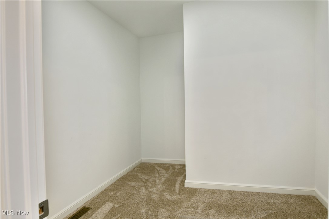 2261 Saddlebrook Cortland OH 44410