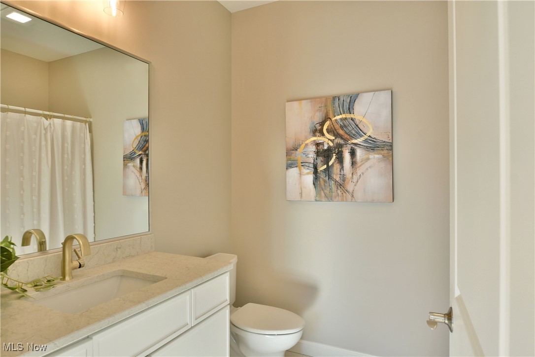 2261 Saddlebrook Cortland OH 44410