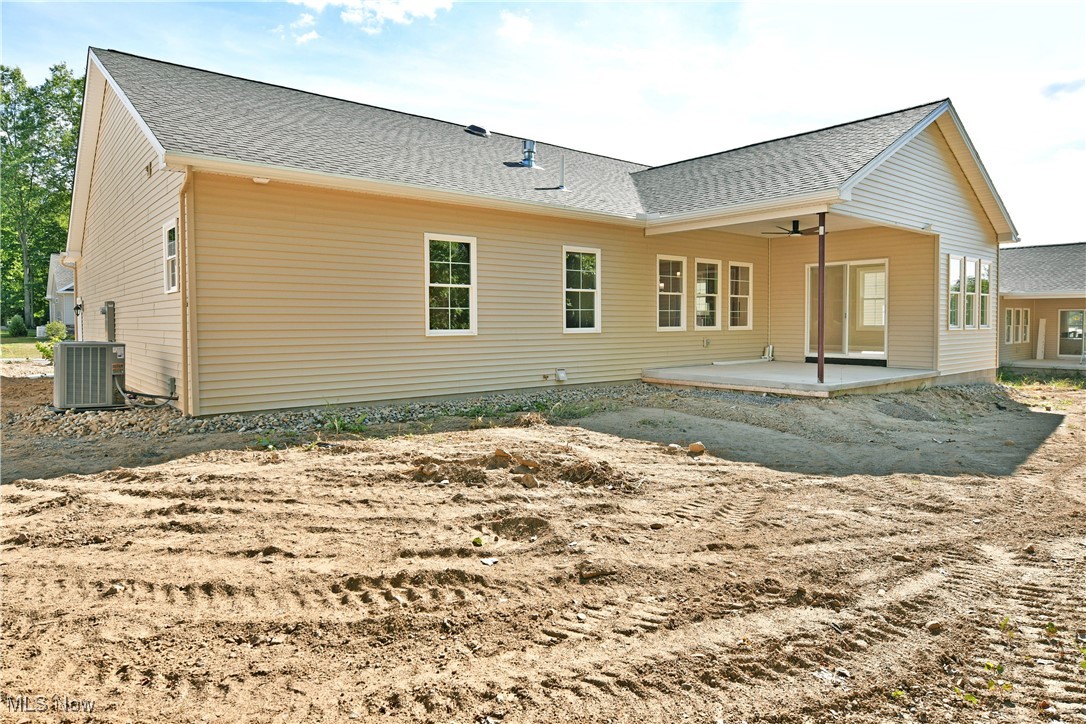 2261 Saddlebrook Cortland OH 44410