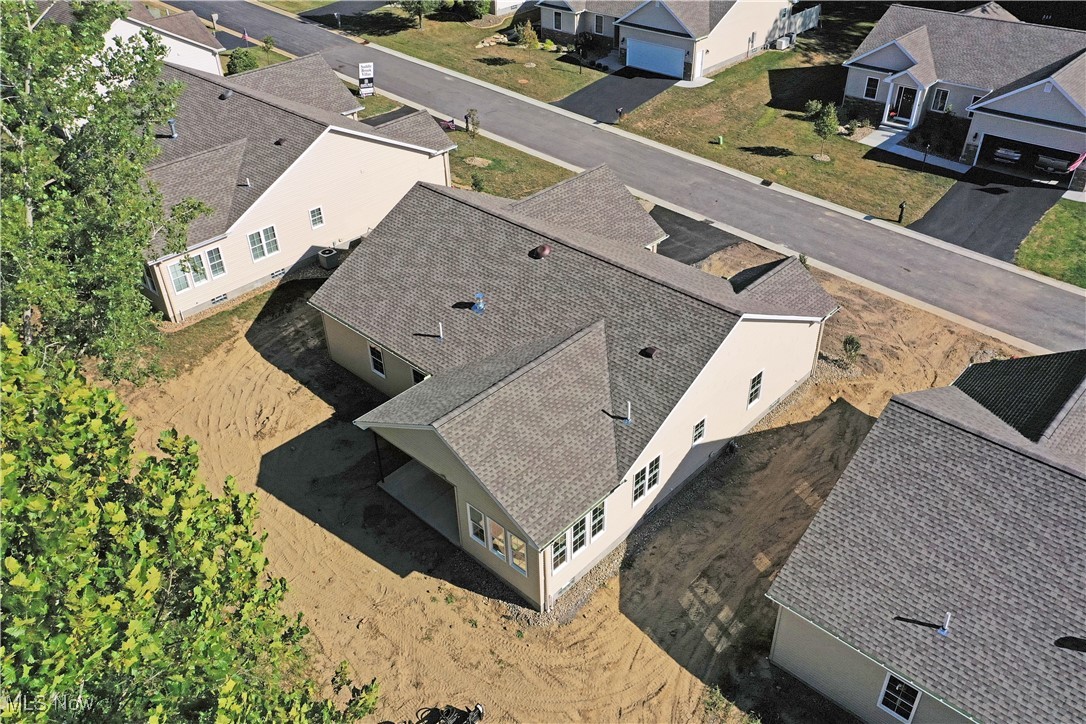 2261 Saddlebrook Cortland OH 44410