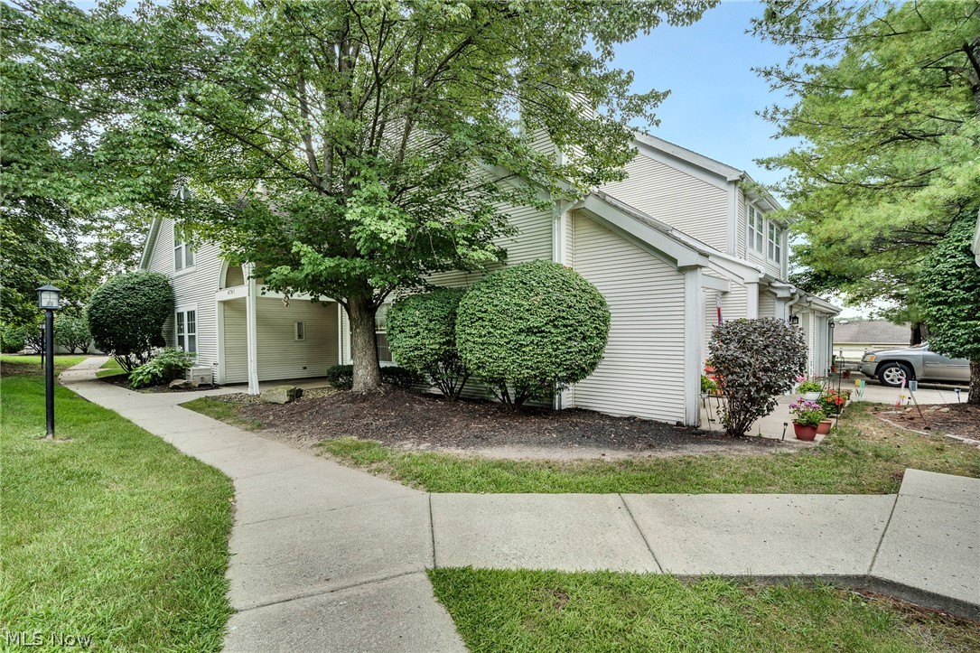 6781 Tippecanoe Canfield OH 44406