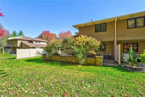 6620 Ivy Lane Middleburg Heights OH 44130