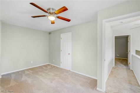 6620 Ivy Lane Middleburg Heights OH 44130