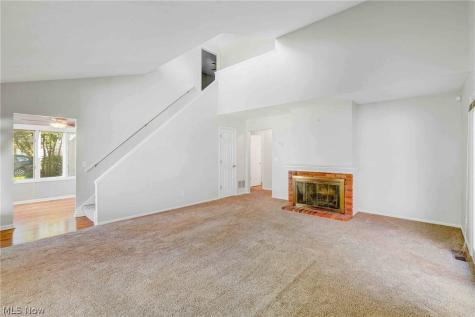 6620 Ivy Lane Middleburg Heights OH 44130