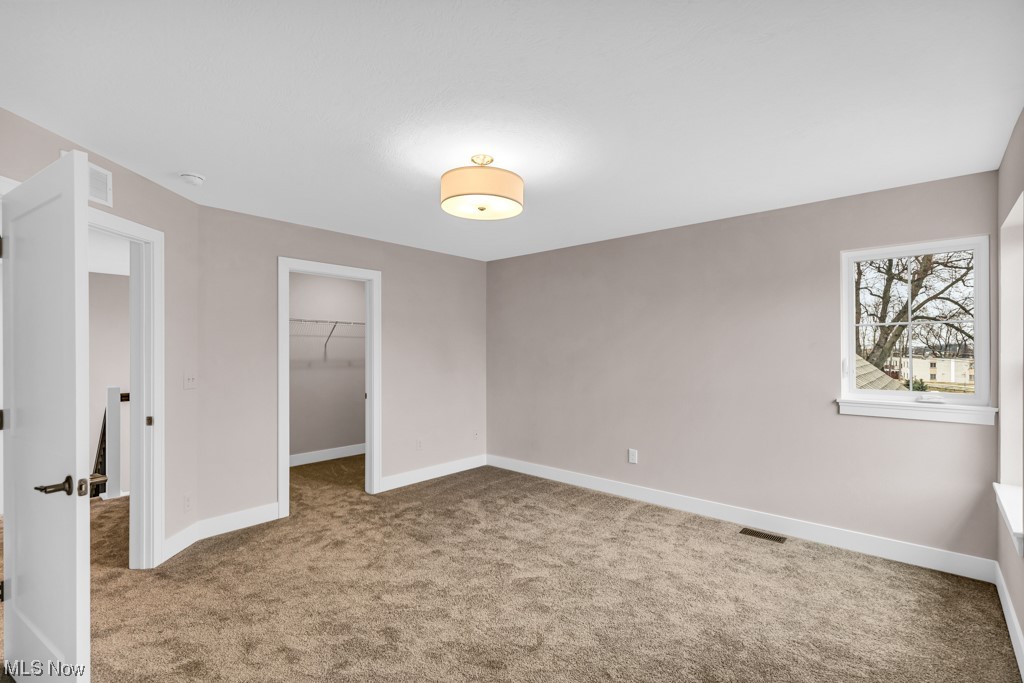 5051 Shepherds Glen Willoughby OH 44094