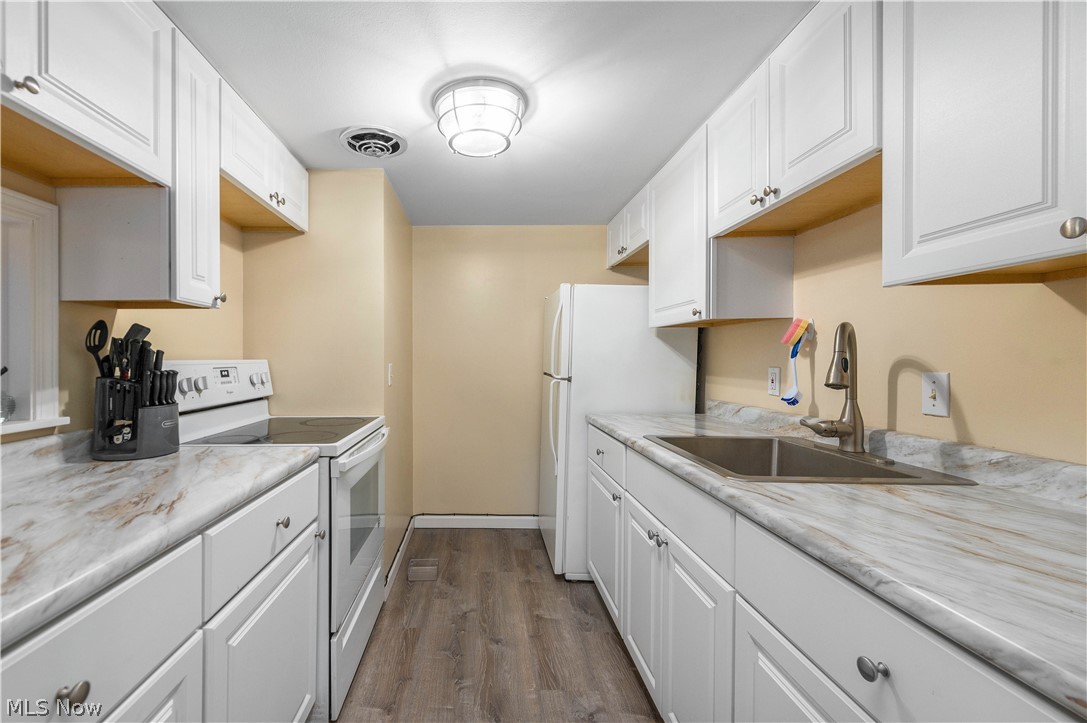 7005 Carriage Hill Drive Brecksville OH 44141