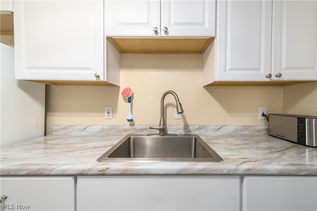 7005 Carriage Hill Drive Brecksville OH 44141
