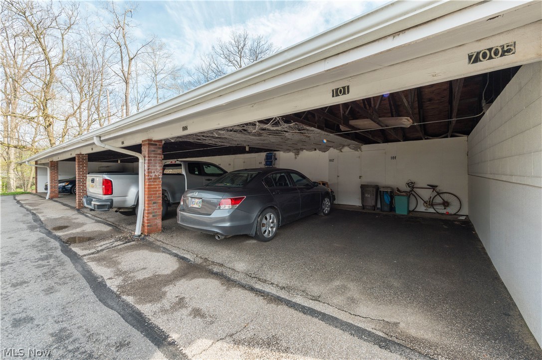 7005 Carriage Hill Drive Brecksville OH 44141