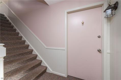 7005 Carriage Hill Drive Brecksville OH 44141