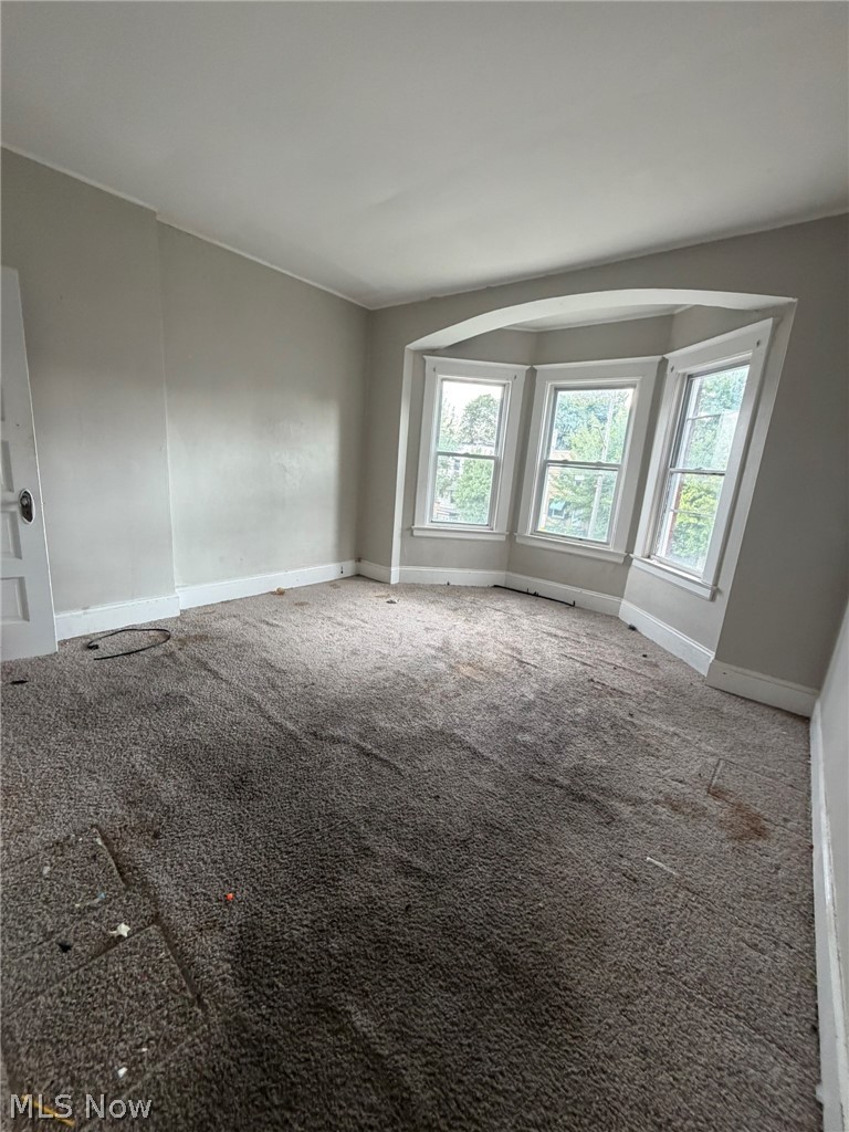2082 W 98th Street Cleveland OH 44102