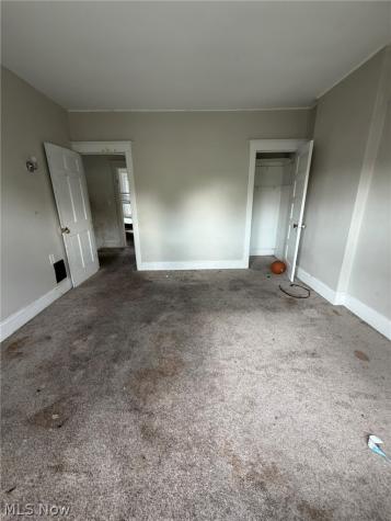 2082 W 98th Street Cleveland OH 44102