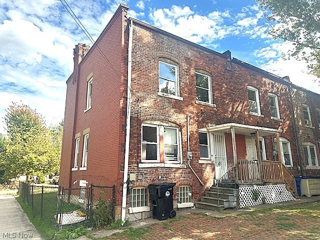 2082 W 98th Street Cleveland OH 44102