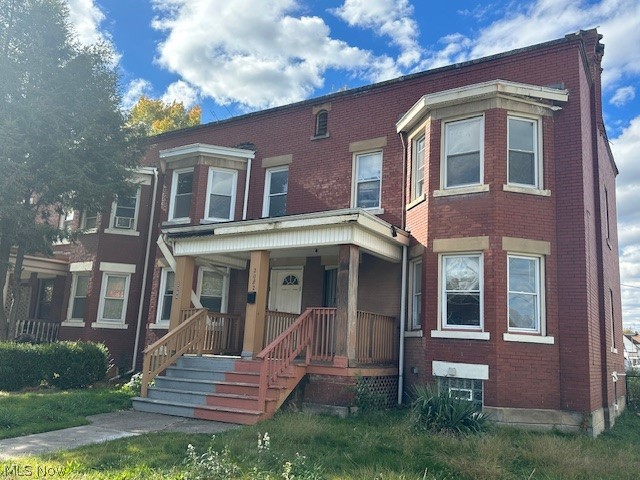 2082 W 98th Street Cleveland OH 44102