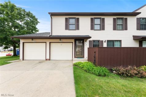 17420 Independence Court Brook Park OH 44142