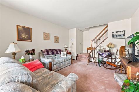 17420 Independence Court Brook Park OH 44142