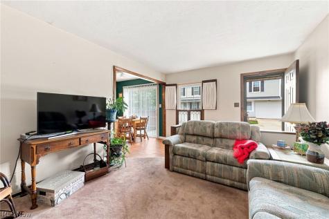 17420 Independence Court Brook Park OH 44142