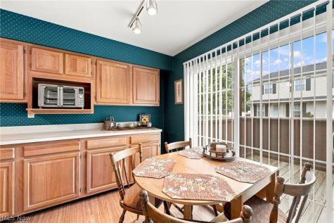 17420 Independence Court Brook Park OH 44142