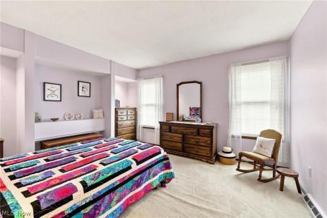 17420 Independence Court Brook Park OH 44142
