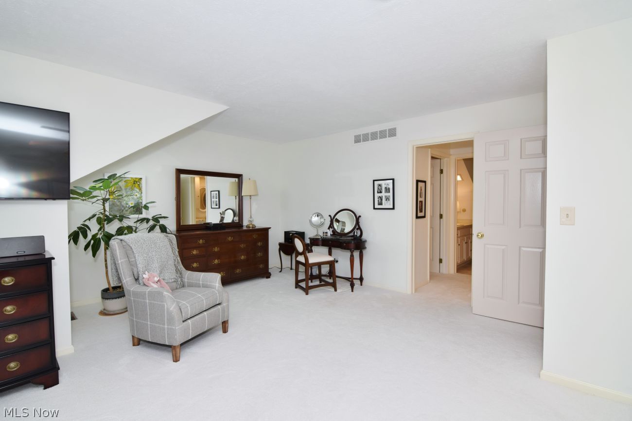 120 Manor Brook Drive Chagrin Falls OH 44022