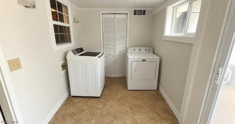 1315 W Market Street Akron OH 44313