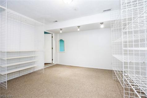 1078 Mindy Lane Wooster OH 44691