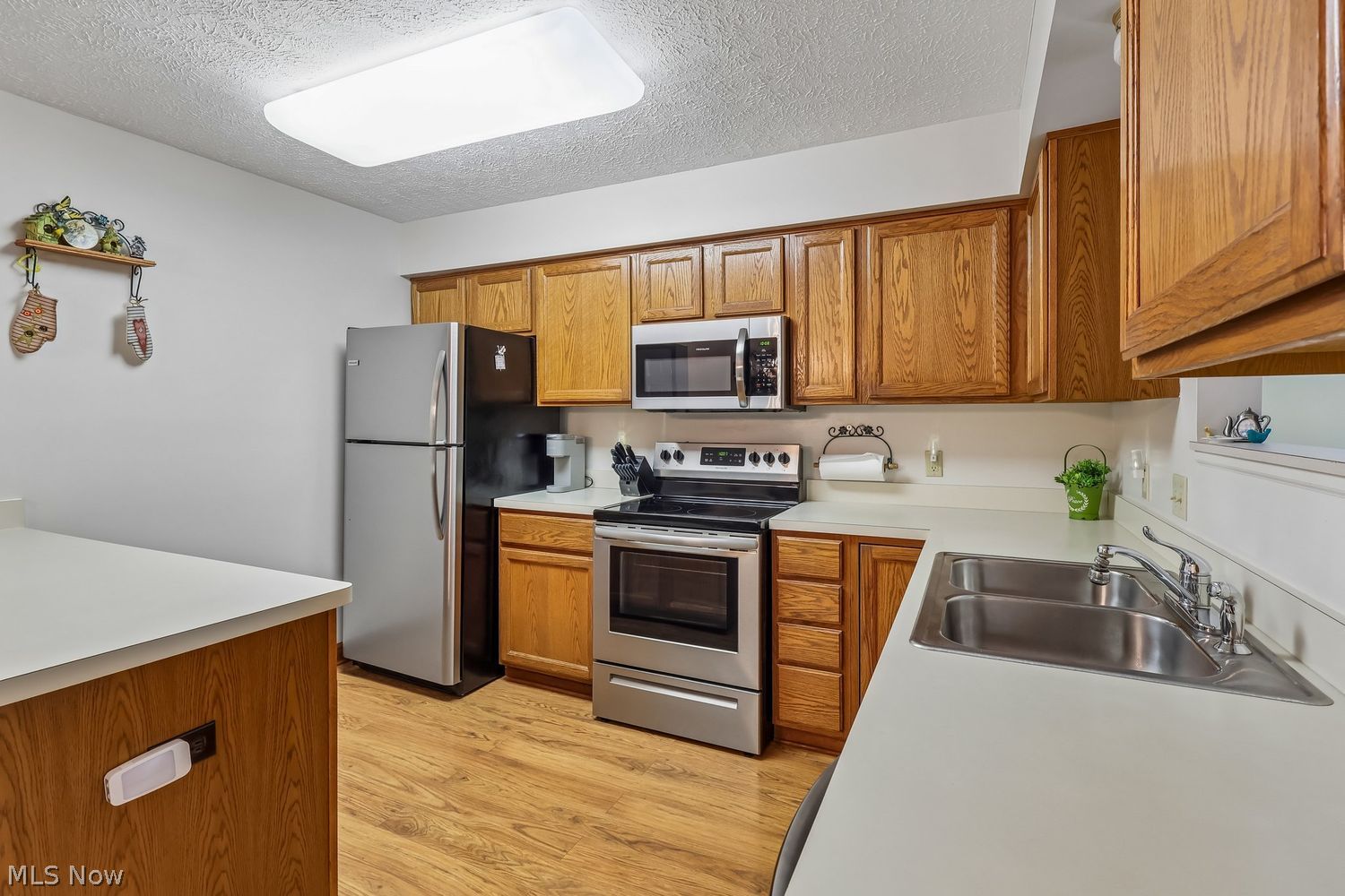 5006 Portland Cove Stow OH 44224