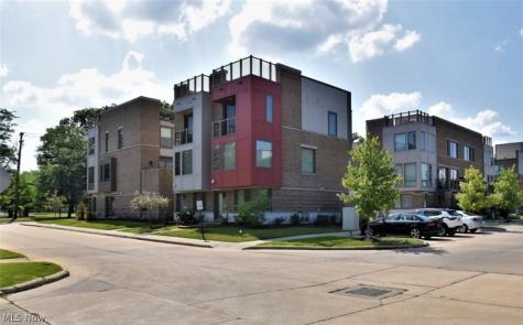 1397 Slate Court Cleveland Heights OH 44118
