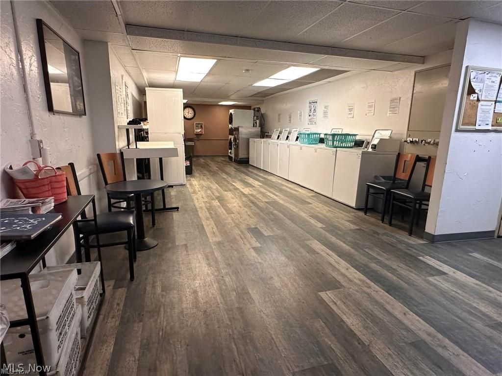 11720 Edgewater Dr Drive Lakewood OH 44107