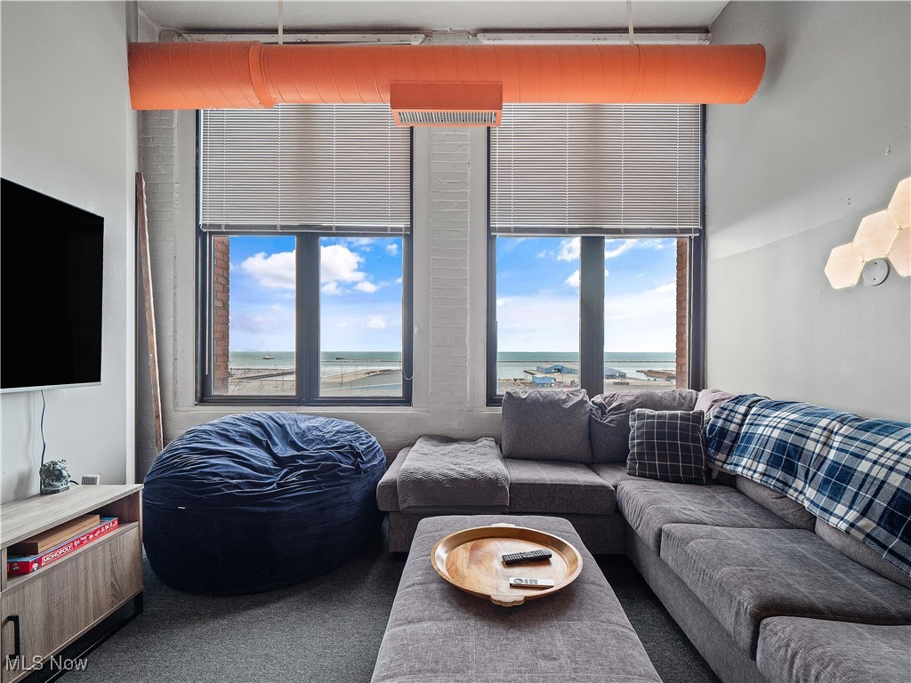 1133 W 9th Street Cleveland OH 44113