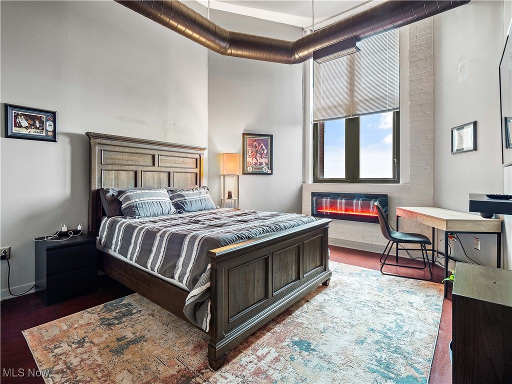 1133 W 9th Street Cleveland OH 44113