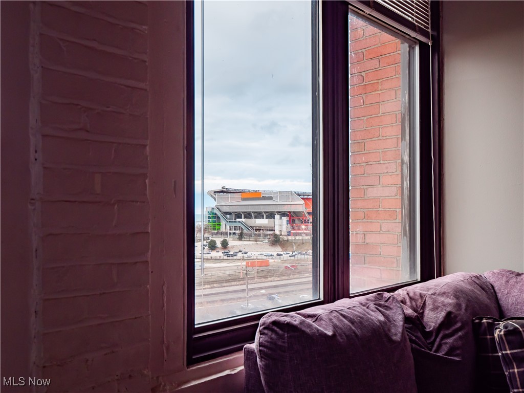 1133 W 9th Street Cleveland OH 44113