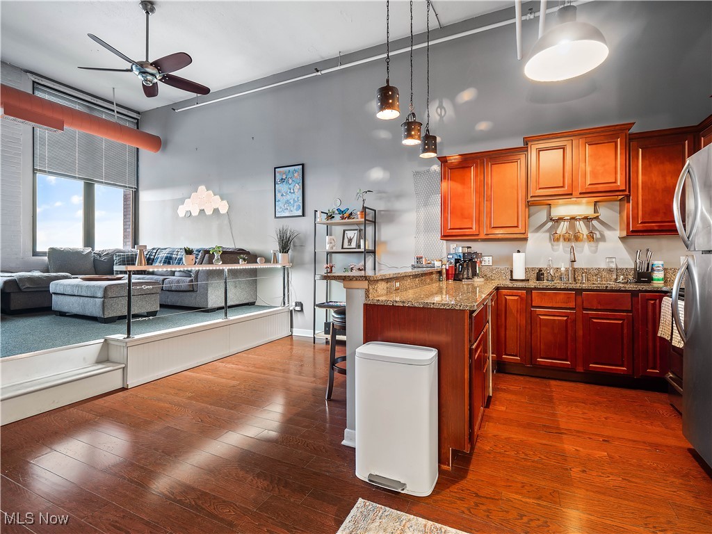 1133 W 9th Street Cleveland OH 44113