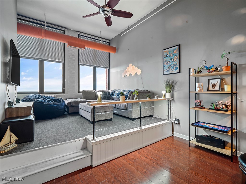 1133 W 9th Street Cleveland OH 44113