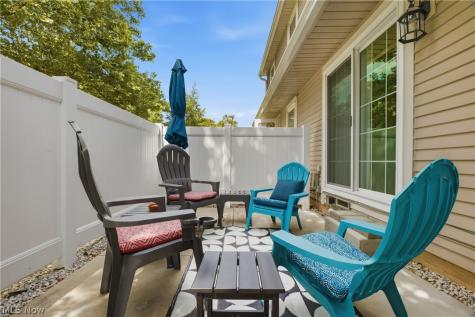 20468 Williamsburg Court Middleburg Heights OH 44130