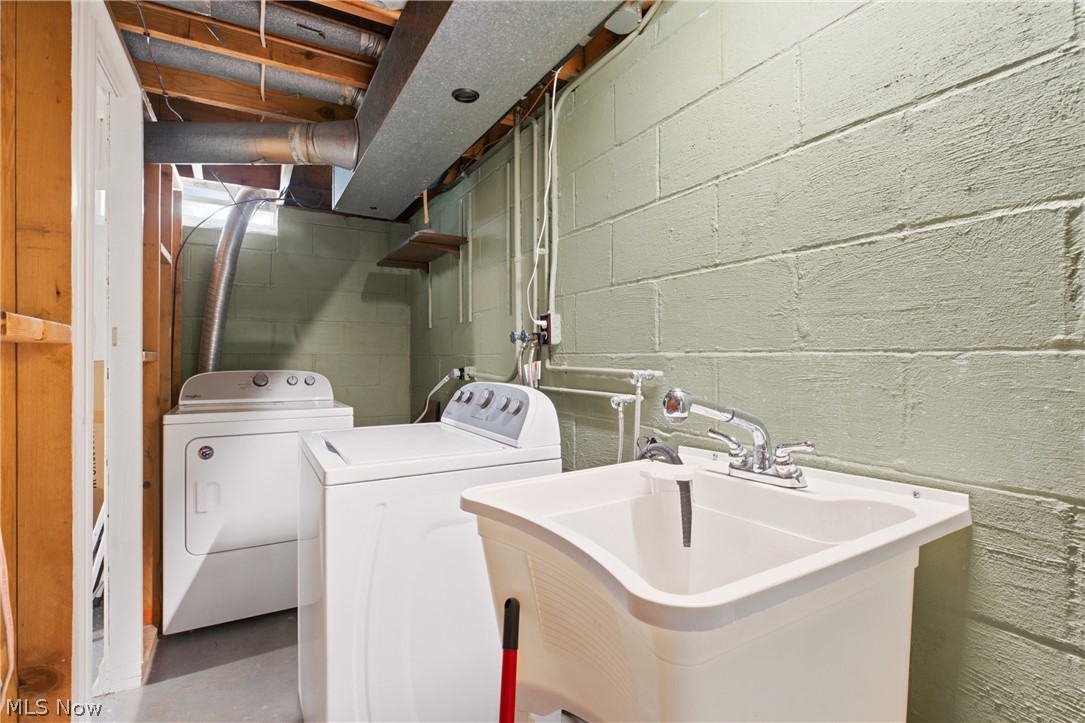 20468 Williamsburg Court Middleburg Heights OH 44130