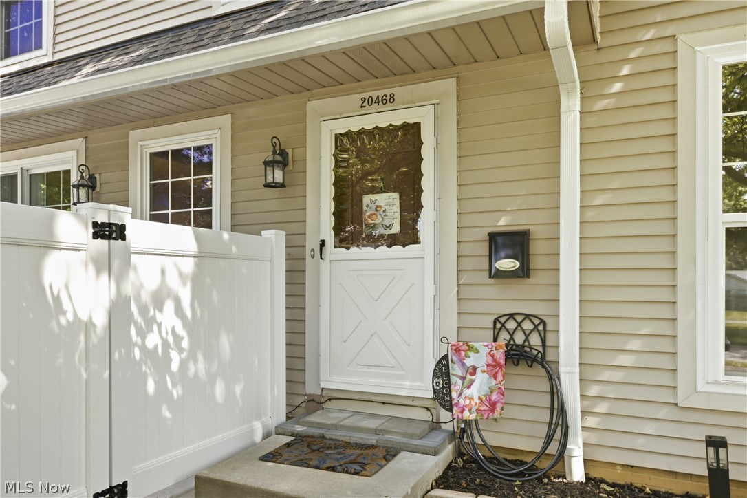 20468 Williamsburg Court Middleburg Heights OH 44130