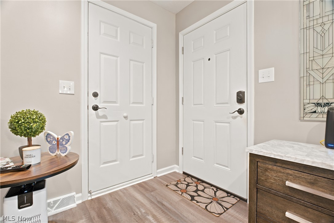 20468 Williamsburg Court Middleburg Heights OH 44130