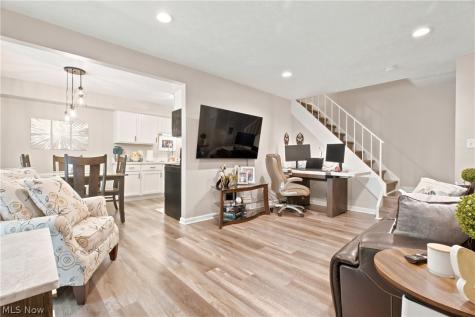 20468 Williamsburg Court Middleburg Heights OH 44130